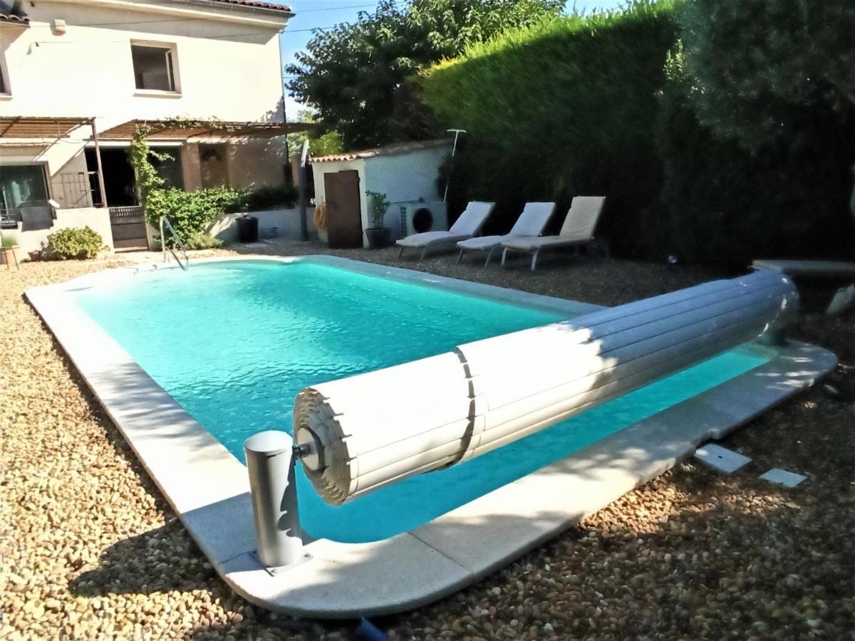 Appartement Grand Confort A Deux Pas Du Centre Ville LʼIsle-sur-la-Sorgue Exterior foto